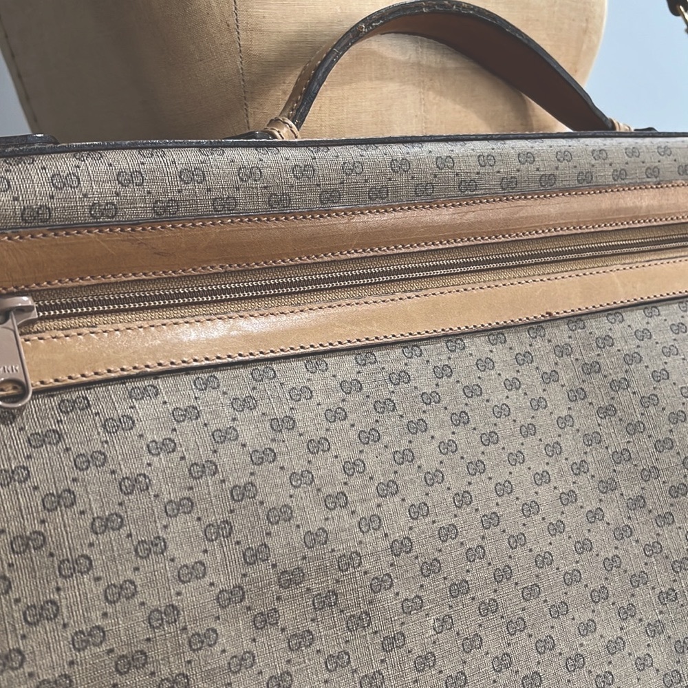 AUTHENTIC Vintage Gucci Monogram Traveling Bag Luggage